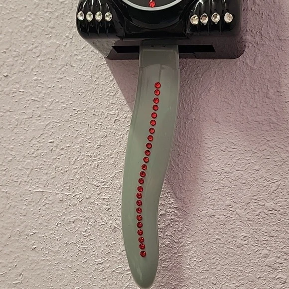 Jeweled Black Kit-Cat Klock clock SUPER RARE Gray bow tie & tail